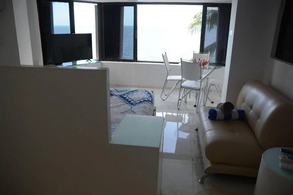 Beach Front Apartment Hotel Zone Cancún