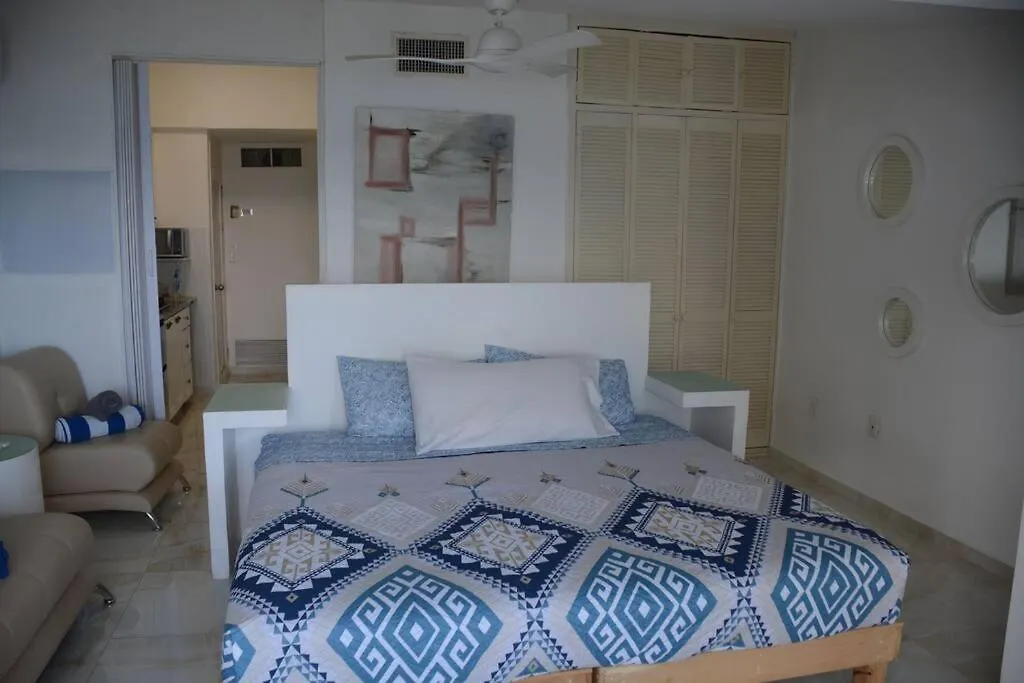 Beach Front Apartment Hotel Zone Cancun 0*,  Mexico