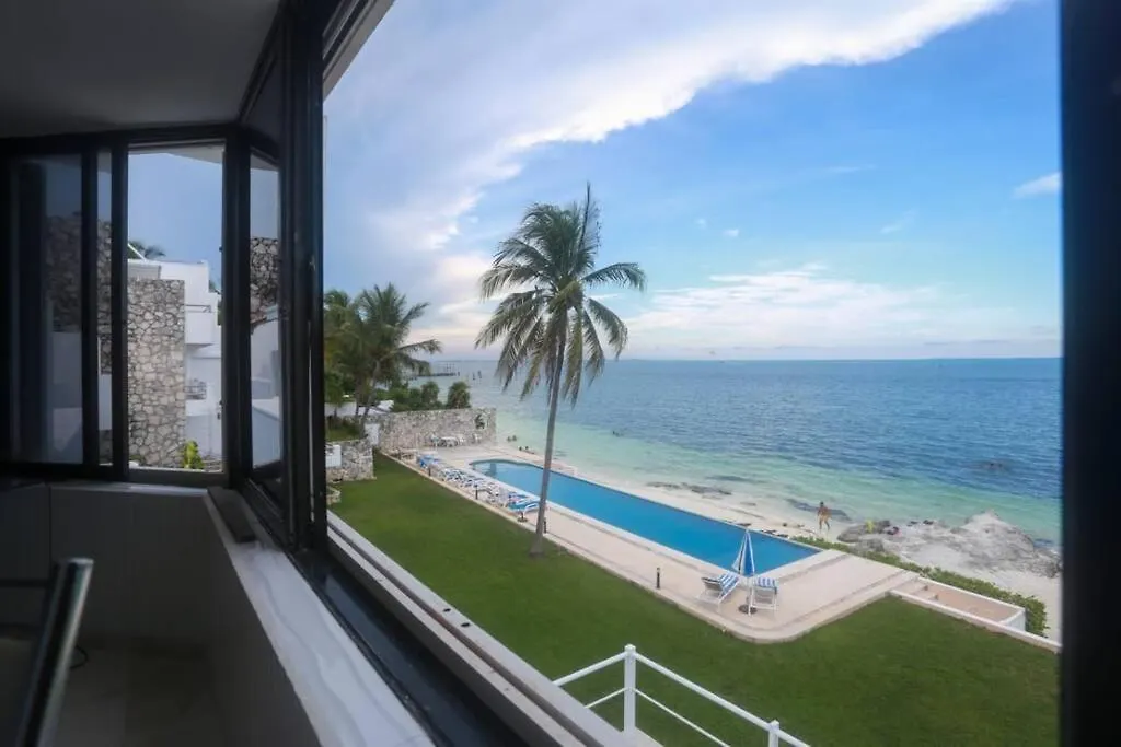 Beach Front Apartment Hotel Zone Cancún