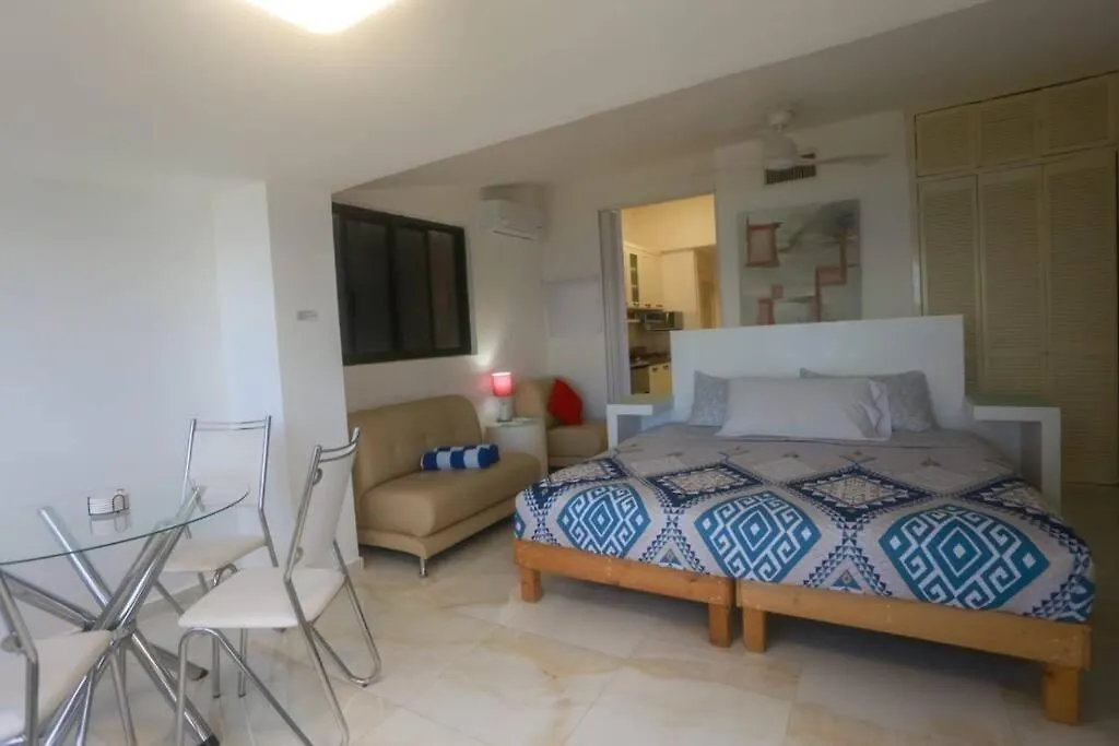 Beach Front Apartment Hotel Zone Cancun