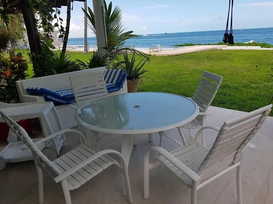 Beach Front Apartment Hotel Zone Cancun
